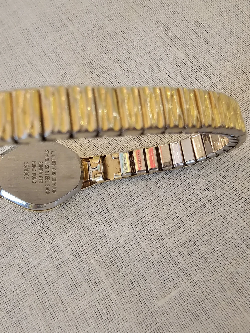 Vintage Armitron Quartz Women's Gold Tone Oval Analog Watch- For Parts /Repair